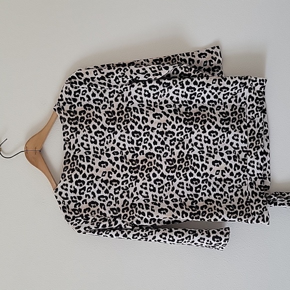 Chico's Leopard Print Side Tie Wide Neck Knit Top Size Small - Picture 7 of 8